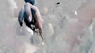 Anteprima del video: Bella studentessa si masturba outdoor