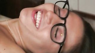 Leccate in fica teen molto pelosa