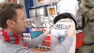 Rocco si fa due piccole troie