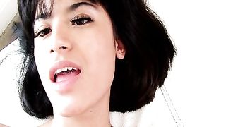 Latina amatoriale timida