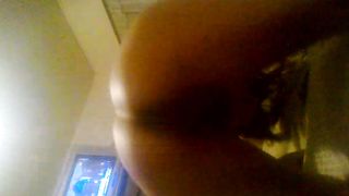 Piccola giapponese dominata