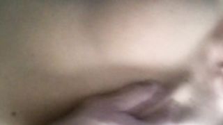 Moglie bionda che mangia sborra