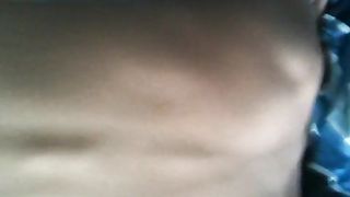 Moglie bionda che mangia sborra