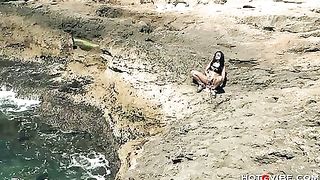 Lara Tinelli tettona latina