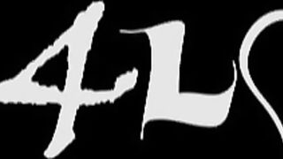 MILF in azione con un pompino da professionista