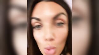 SONO UNA ZOCCOLA DA 10 !