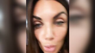 SONO UNA ZOCCOLA DA 10 !