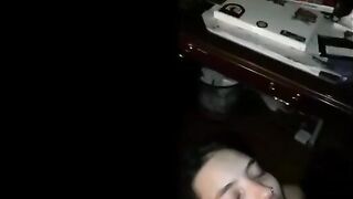 La bella troietta fa un pompino divino