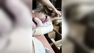 La mia ex mi succhia in ufficio al massimo