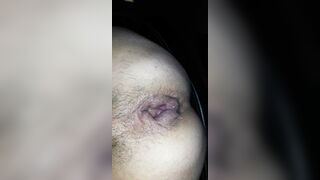 Mi penetro il culo con un grosso dildo