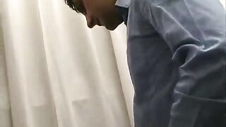 Vacca bionda in attesa di uomini