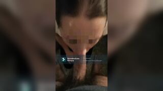 Pompino di quella troia di mia moglie...