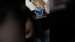 Diretta telegram con due porcelline