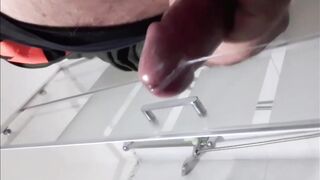 Vieni sguirta sul mio cazzo!  Mmmmmm...