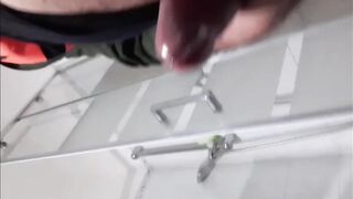 Vieni sguirta sul mio cazzo!  Mmmmmm...