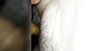 Mia moglie si diverte con un dildo