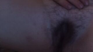 Mia moglie mentre gioca con la sua patatina