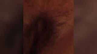 Mia moglie mentre gioca con la sua patatina