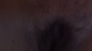 Mia moglie mentre gioca con la sua patatina