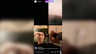 Io e amici in CHAT con DELLE TROIE LESBICHE !