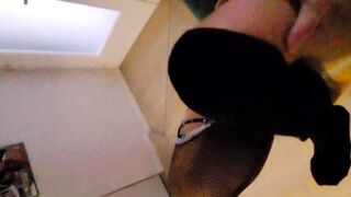 Dai porco.. vieni.. sborrami in bocca!