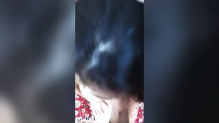 Un pompino rapido ma con un'eiaculazione esplosiva