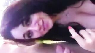 Fidanzata italiana mangia cazzi