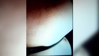 Sborratemi sul culo mmmm!!