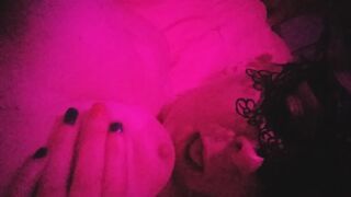 Bionda sexy si sditalina