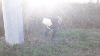 Fa pipì al volo outdoor