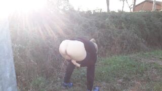 Fa pipì al volo outdoor