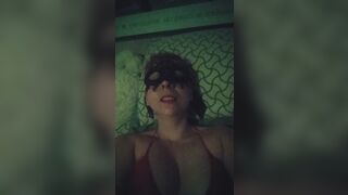 Sesso solitario di bionda arrapata