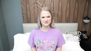 Pompino da formosa teen bionda nuda