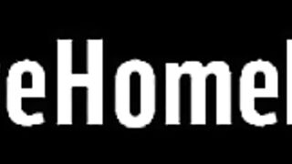 Perfetta mamma asiatica mi lascia penetrare il suo buco