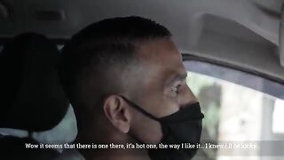 Bella puttanella brasiliana con mascherina