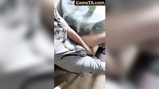 Trans troia arrapata di mattina presto