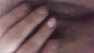 Io che mi masturbo la fregna