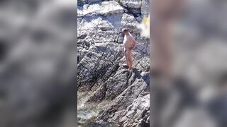 Sgamato mentre se lo mena alle 5 Terre