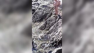 Sgamato mentre se lo mena alle 5 Terre