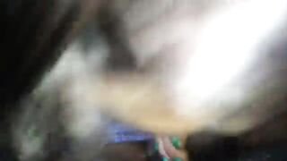 Puttana matura spompina un nero