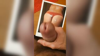 Anteprima del video: X mogliettina zoccola 2