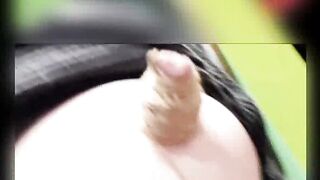 Mia moglie fa numeri da circo con i capezzoli