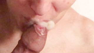 Moglie troia sborrata in bocca 1 (Dialoghi in italiano)