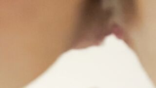 Sborra e goduria tra cazzo e figa