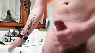 Ho il cazzo che mi scoppia