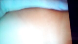 Guardate bene la figa di mia moglie