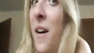 Biondina dalla gola profonda