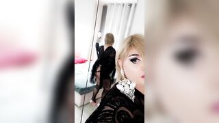 Questa è la TRAV VIKY...PASSIVA!