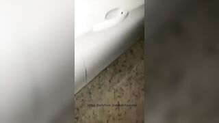 Italiana zoccola fa le serate con amici