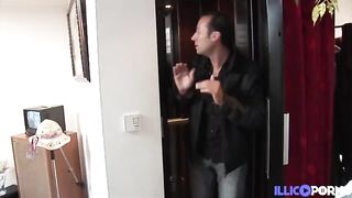 Bella bionda matura scopata da un ragazzo